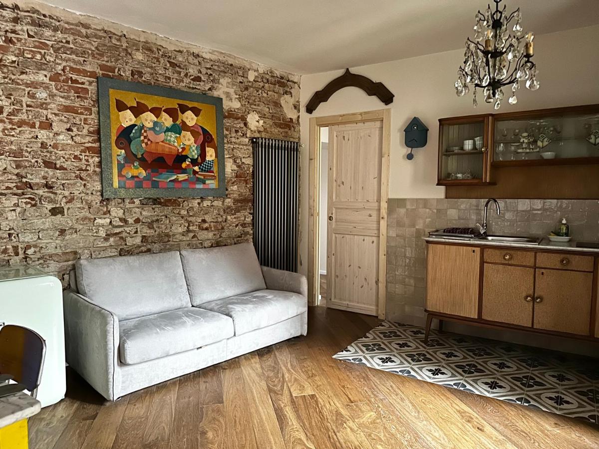 Il balconcino del centro storico - B&B Turín