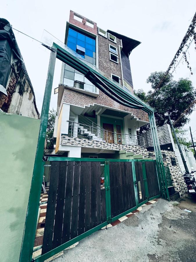 JVA HOMESTAY - Bed and Breakfast Kollam