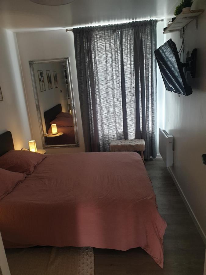 L'hirondelle - Ferienwohnung Pré-en-Pail