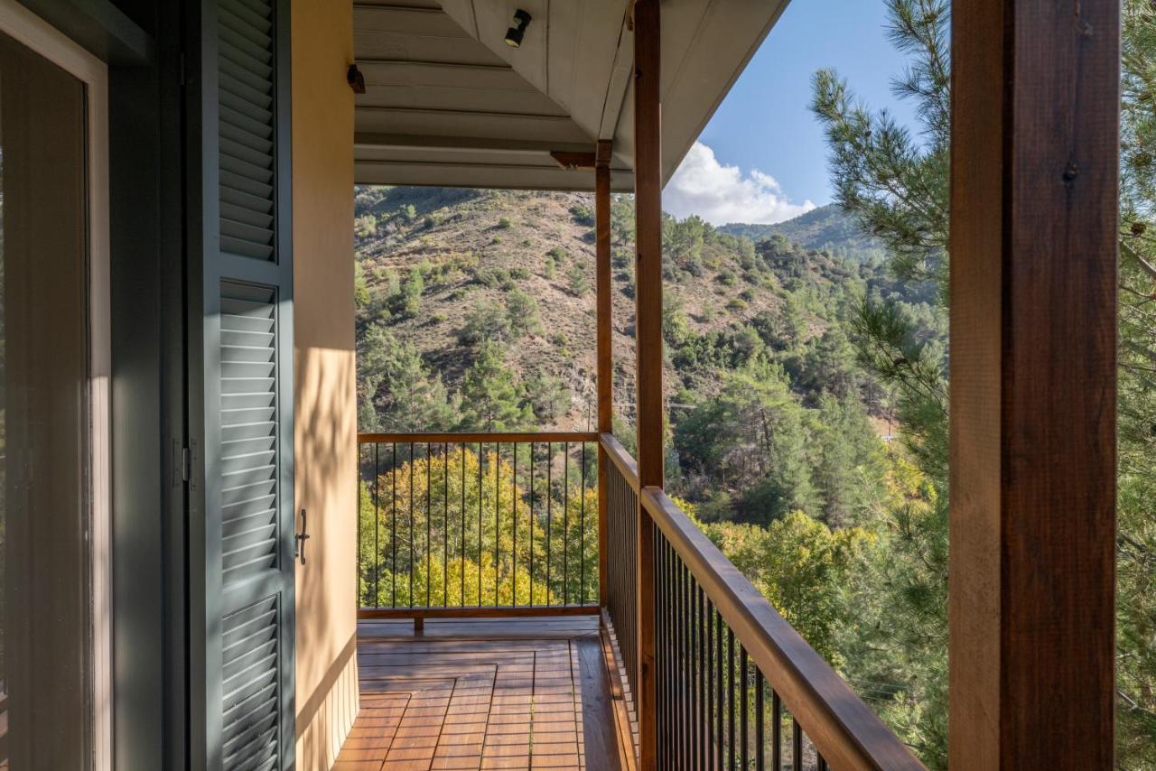 Casa Oliva Guesthouse - Chambres d’hôtes Treís Eliés