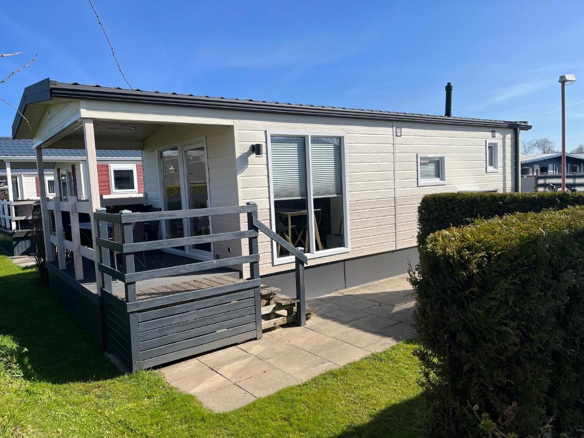 Ferienhaus Ostseechalet Kompass Gelting - B&B