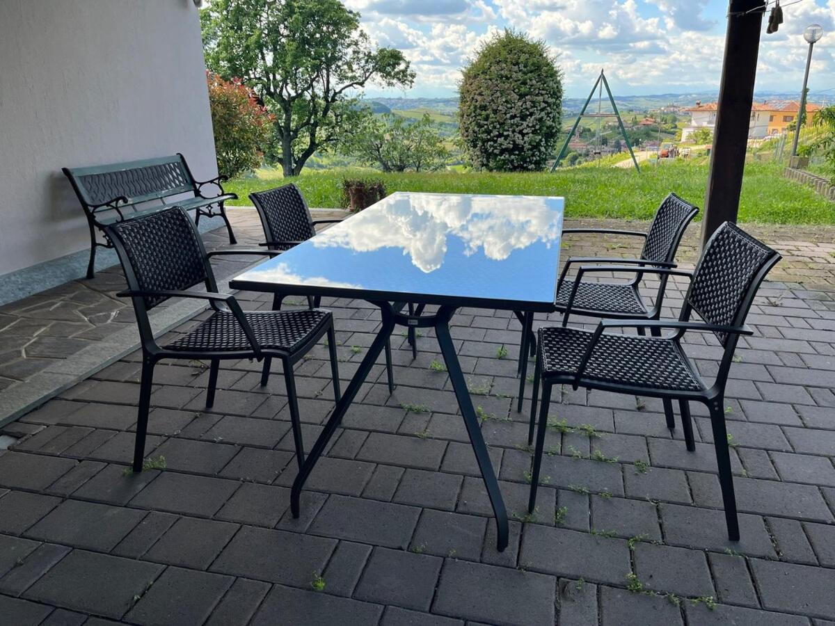 Villa Tra Vigne e Stelle - B&B Bricco di Neive