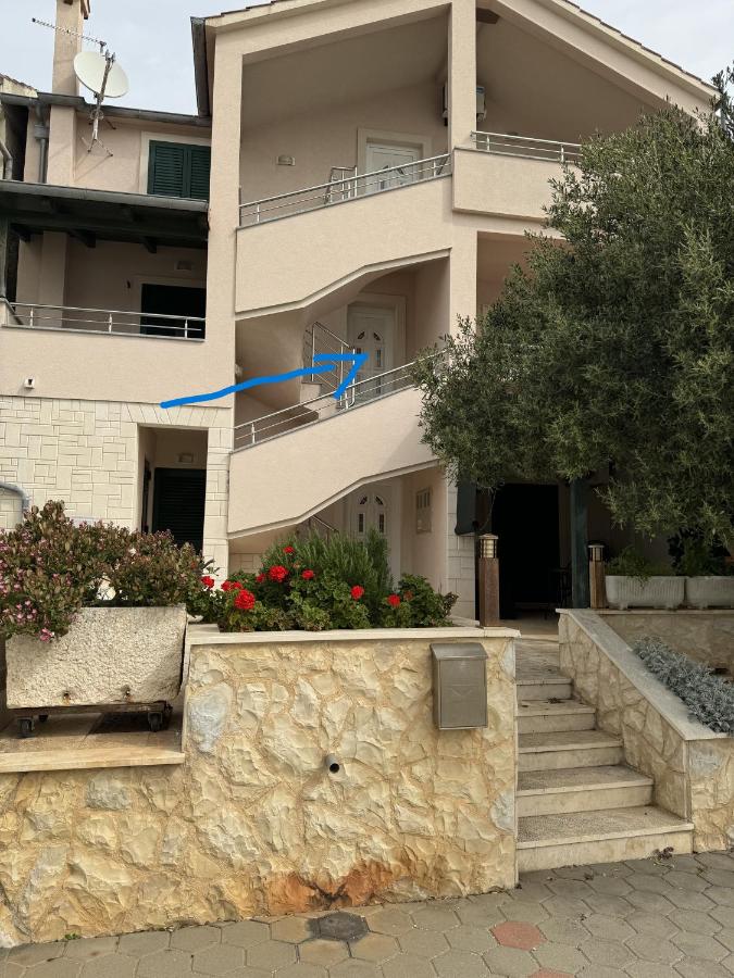 APARTMAN 2 Istočna Gomilica - B&B