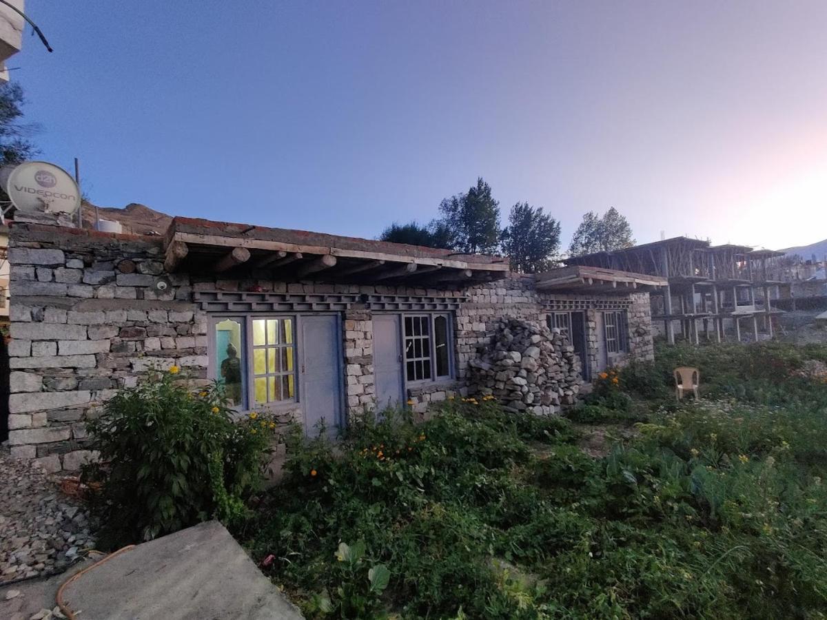 Amar Homestay - B&B