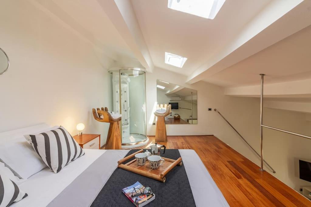 Open Space with Air Conditioning and Patio Privato - Chambres d’hôtes Alghero