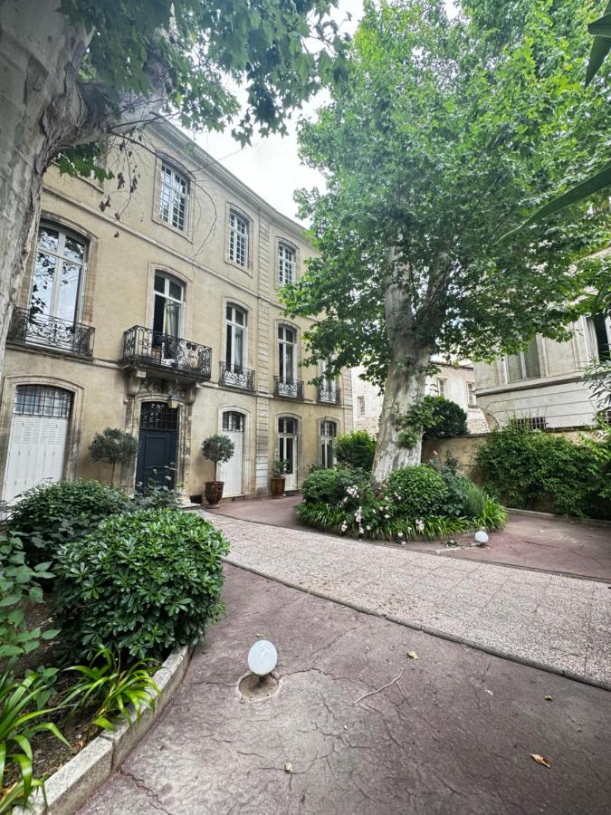Le Cosy du Gal, à 2 Pas du Palais des Papes parking gratuit securisé - B&B