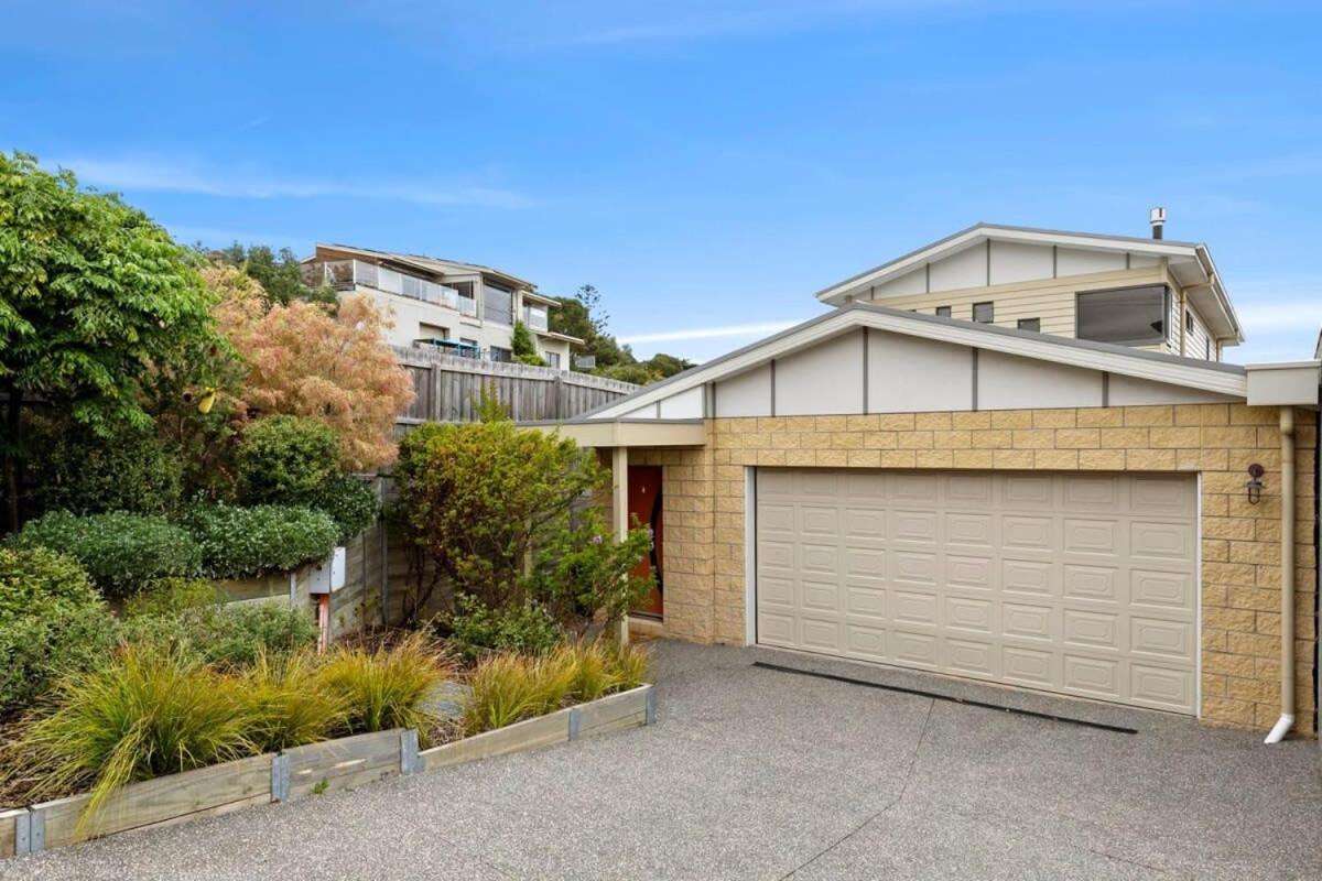 Seaside Retreat - Steps from Surf and Cafes - B&B Ocean Grove