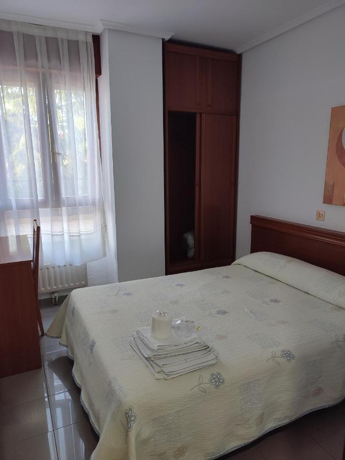 Standard Double Room with Shared Bathroom