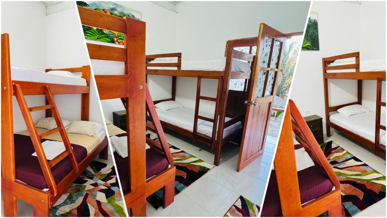Habitación Cuádruple con baño privado