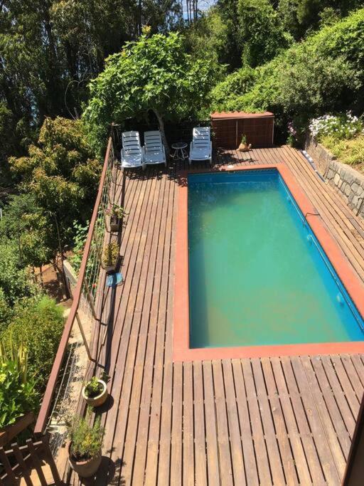 Casa y vista maravillosa, con piscina Coliumo Tomé - B&B