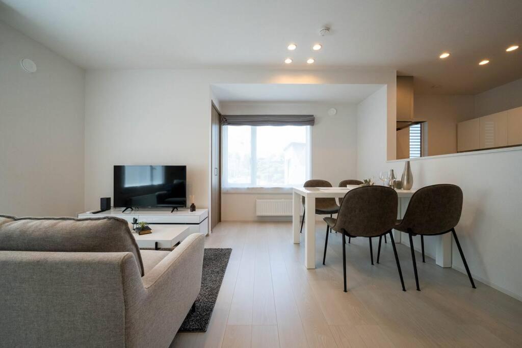 Lumiere Vista - B&B Sapporo