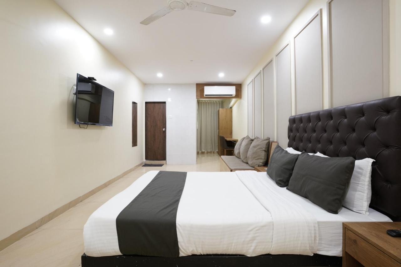 Hotel U Life Residency Mumbai - B&B Mumbai