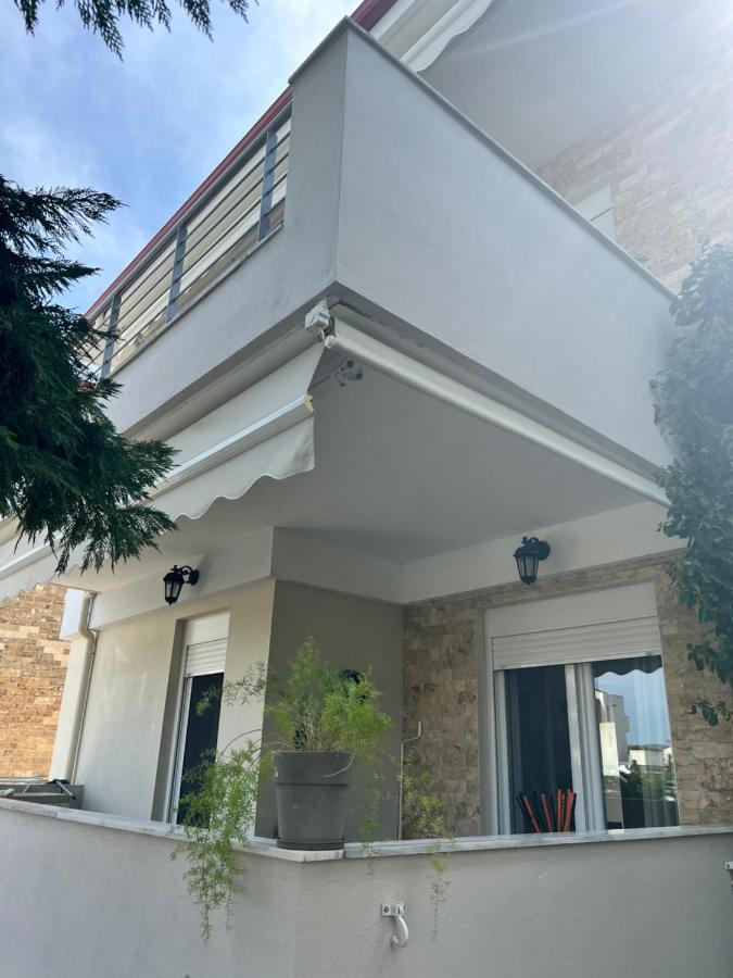 Nikiti Sunny House - B&B