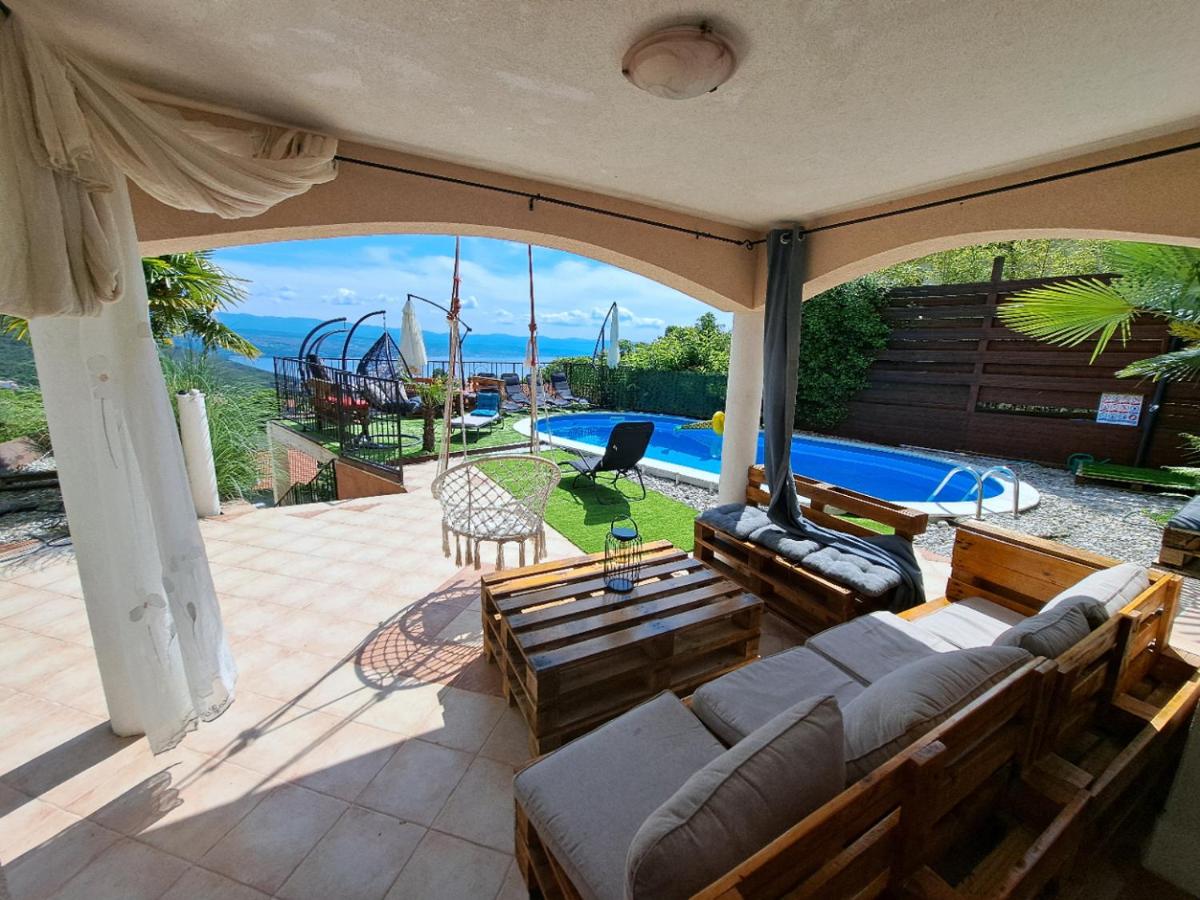Luxury Unique Villa Emily with Amazing Sea View - B&B Lovran