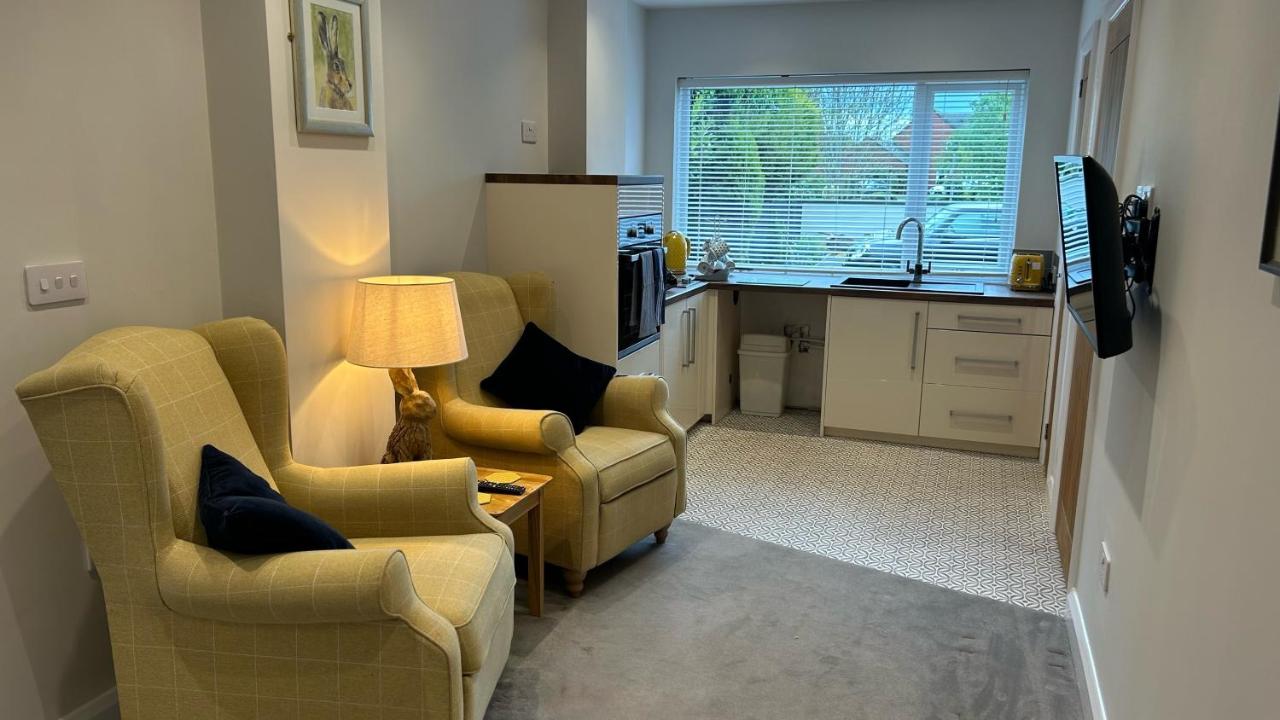 The Nest - Lower Broadheath - B&B