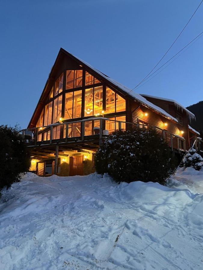 Carpathian Log Home - B&B