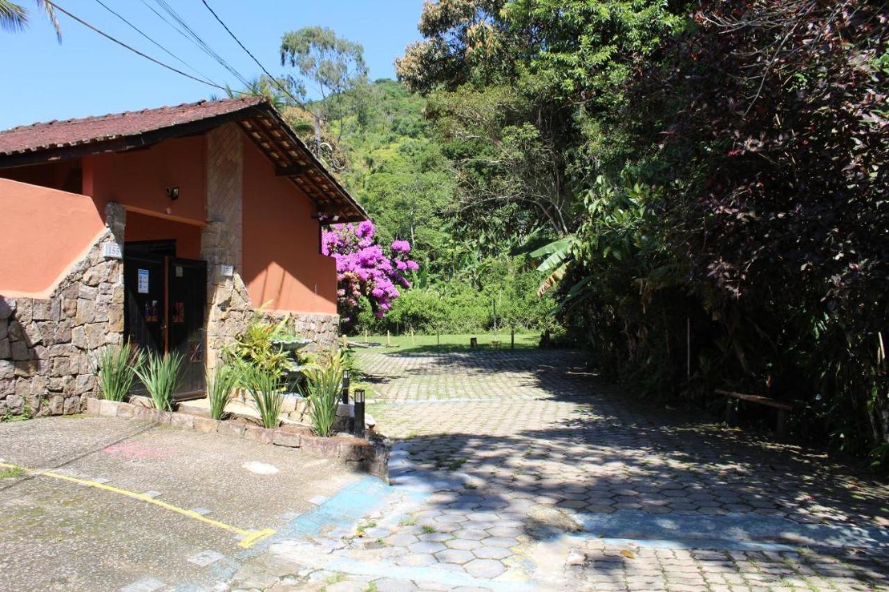 Chalés Suítes Ubatuba Paradise Toninhas - B&B