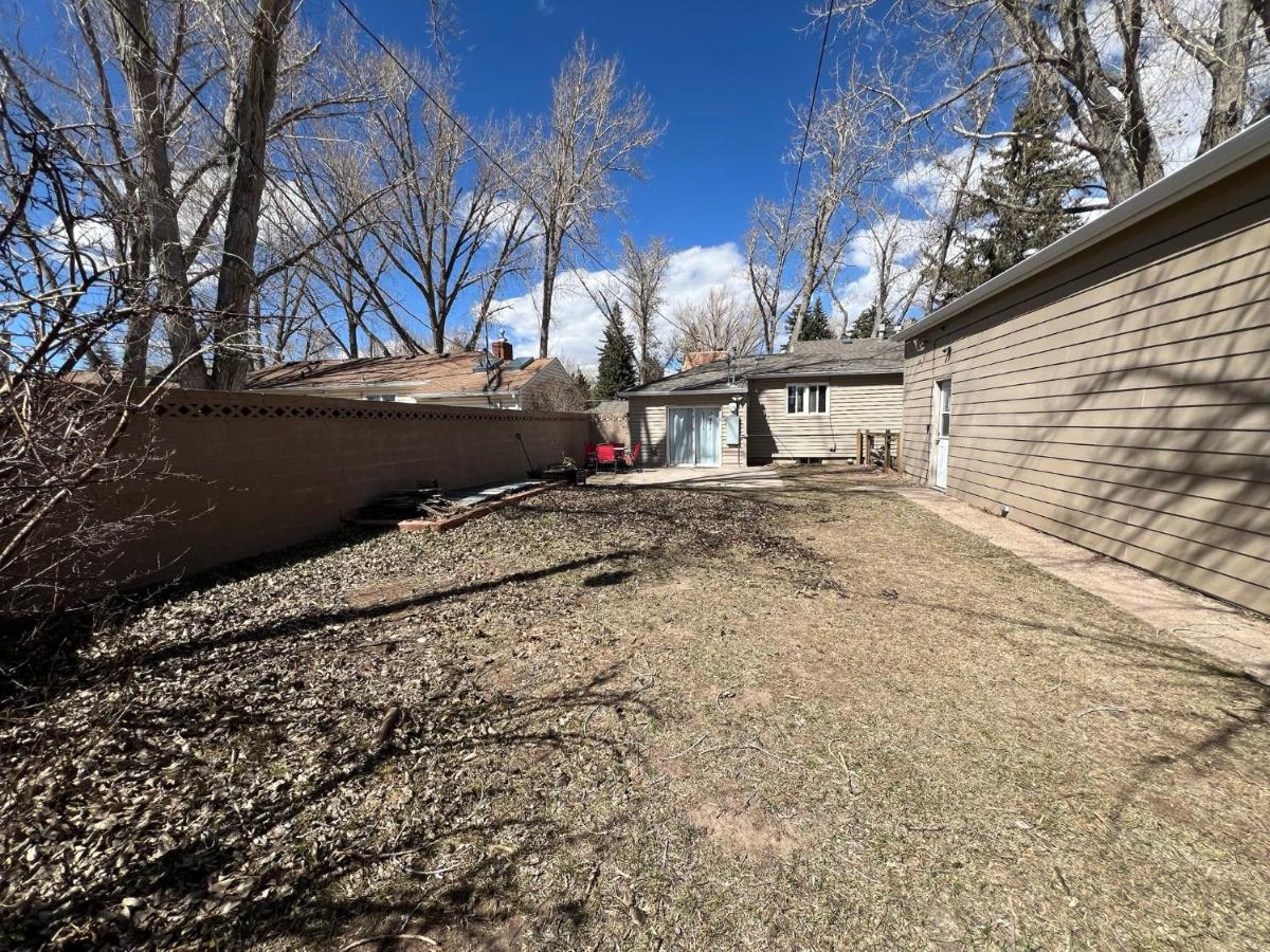 Cozy Tree-Area Home in Laramie - B&B
