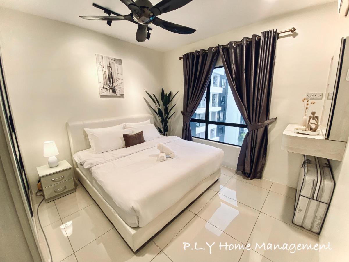 Three-Bedroom Apartment - High Floor