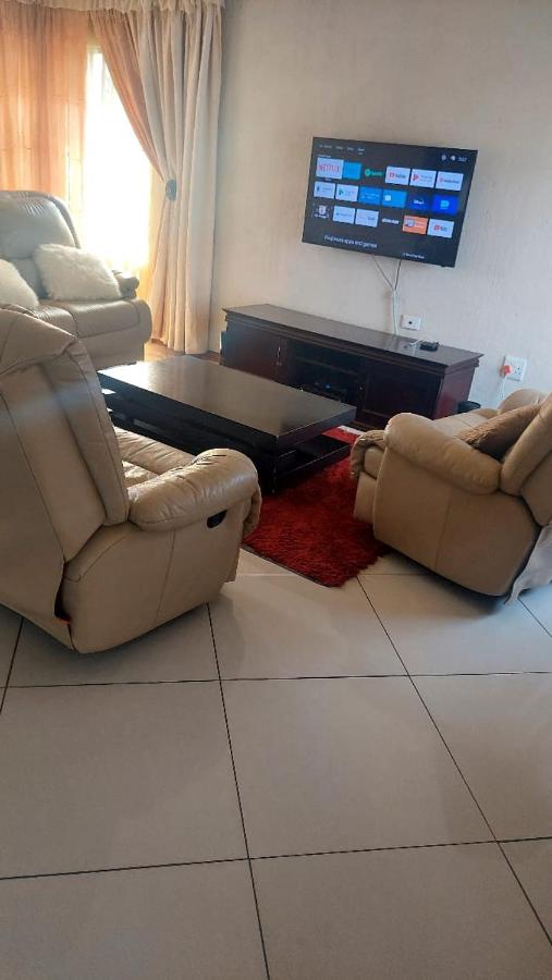 Nelspruit holiday house - B&B