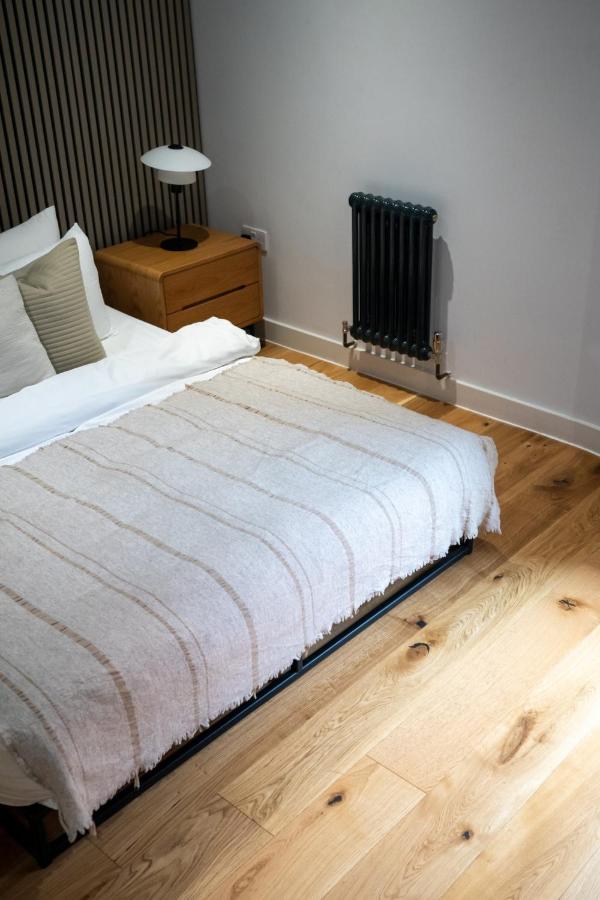 West Townhouse by CasaCity - B&B