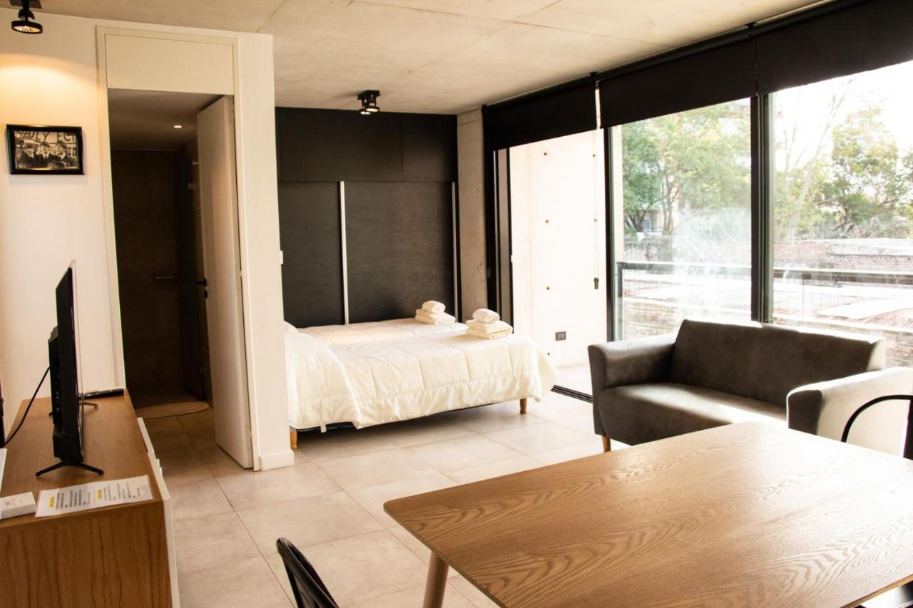 Monoambiente 2do piso de calidad en Pichincha - B&B