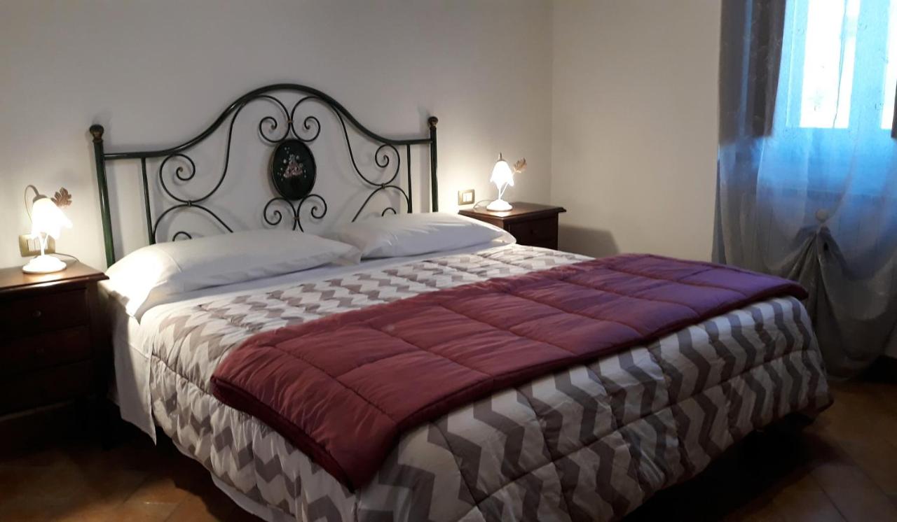 Dreibettzimmer mit Bergblick