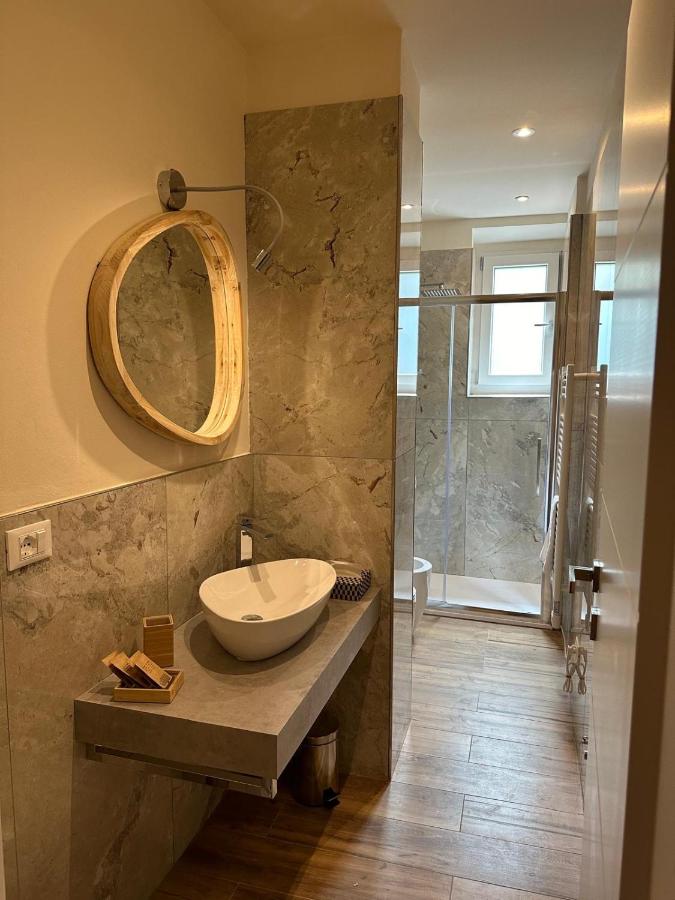 Suite Apartment