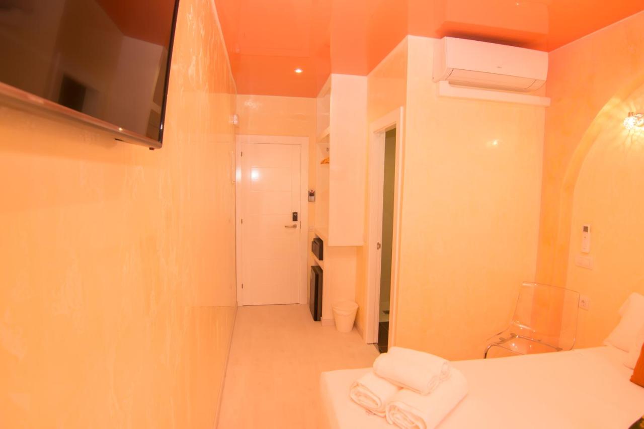Standard Double Room with City View