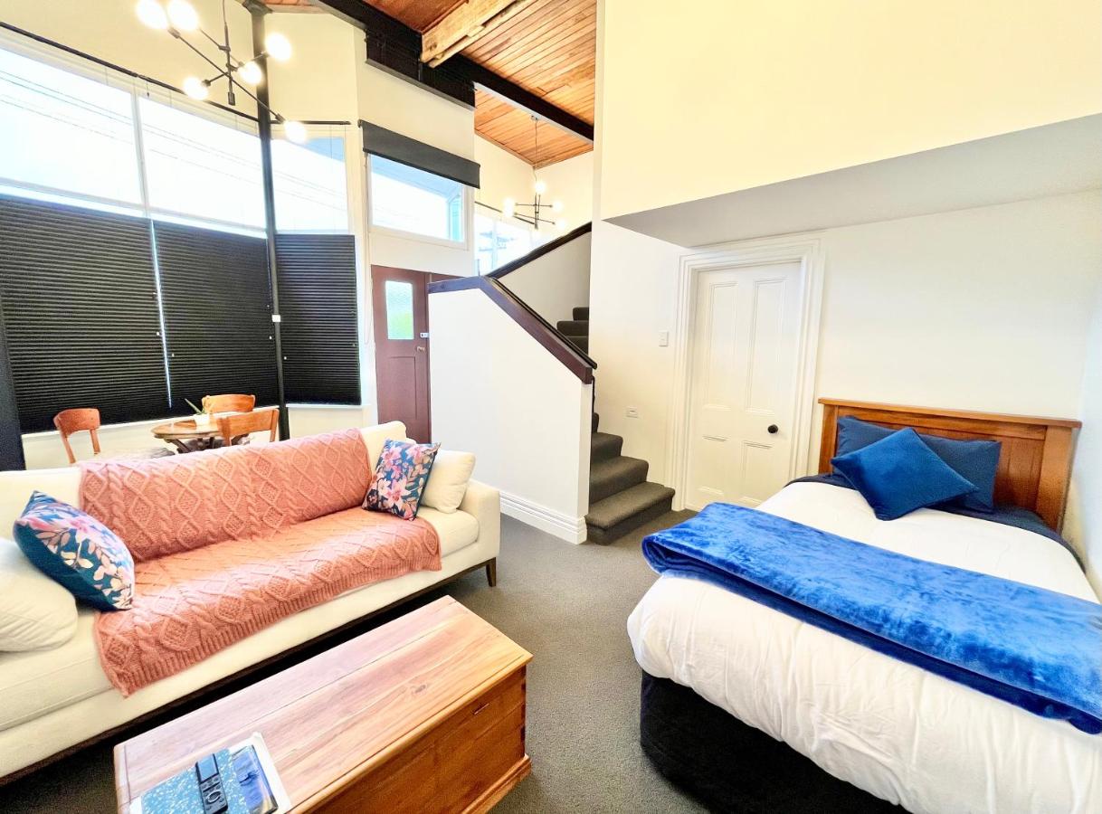 B&B Dunedin - Opoho Heritage Guest Suite - Bed and Breakfast Dunedin