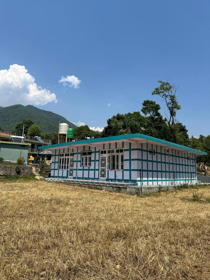 Baseraa Bir - By Raahi Stays - Bed and Breakfast Bīr Khās