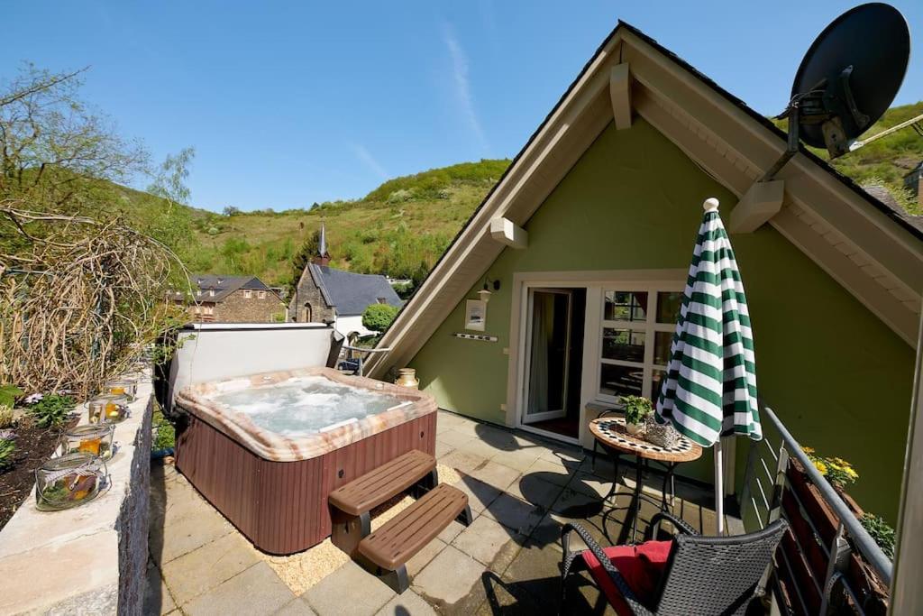 Ferienhaus mit Whirlpool und Sauna - B&B Bernkastel-Kues