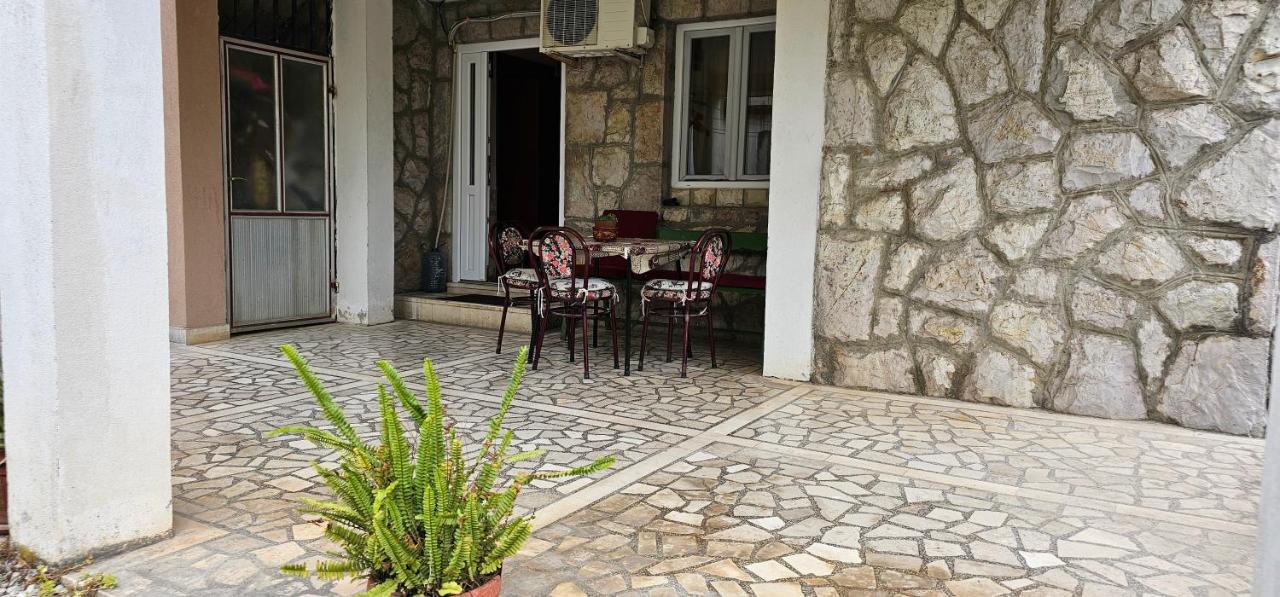 B&B Tivat - Apartments Simonovic - Bed and Breakfast Tivat