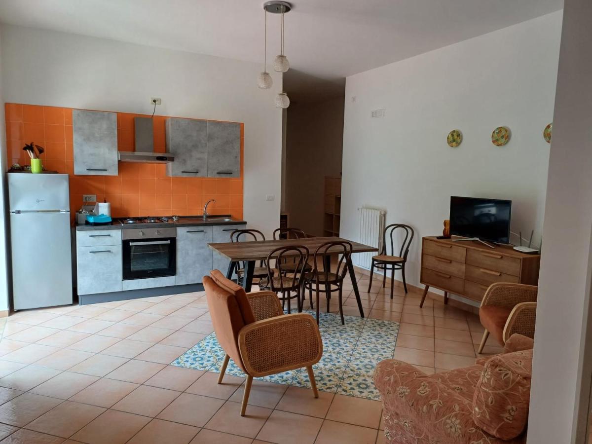 A due passi dal mare in costiera amalfitana - B&B