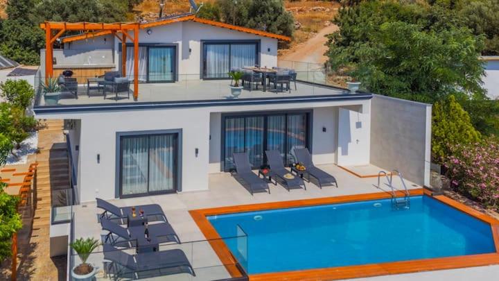 Sunset Premium Villa Kalkan - B&B