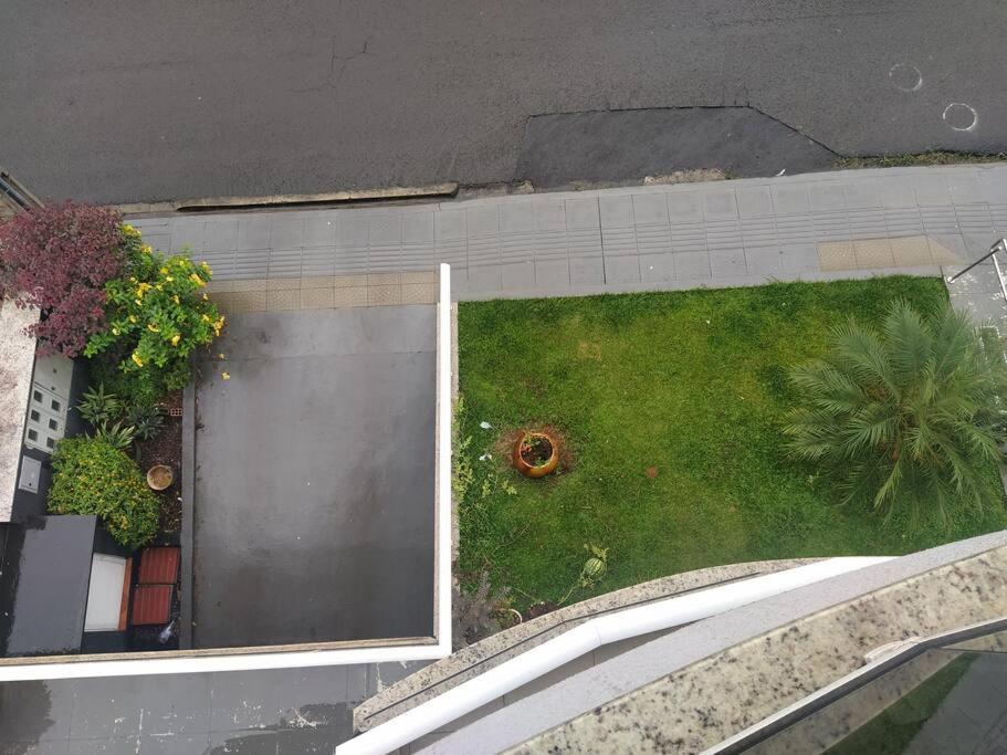 Apartamento grande privativo em prédio familiar - 3 quartos, 2 banheiros e Desconta duração - Bed and Breakfast