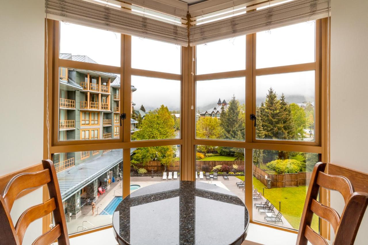 Cascade Lodge Whistler by Elevate Vacations - Bed and Breakfast Whistler
