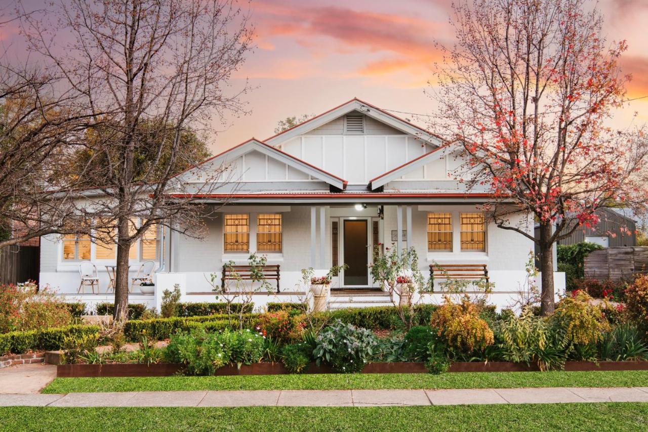 'Haylock' Luxe Country Charm in Mudgee's Centre - Bed and Breakfast Mudgee