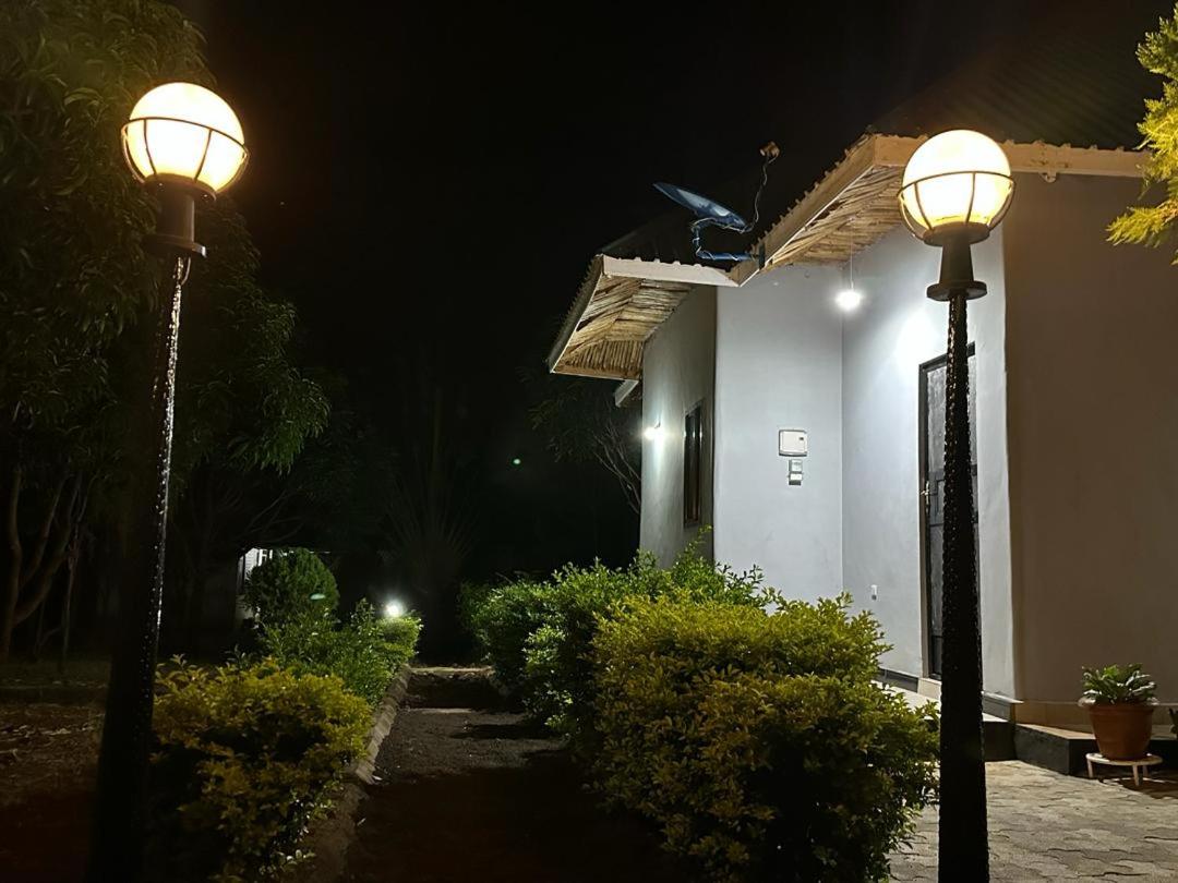 Maro Homestay Sango - B&B Old Moshi