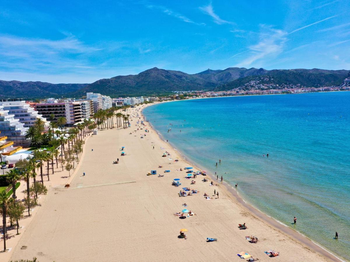 MARENOSTRUM 2 4º4ª - B&B Roses