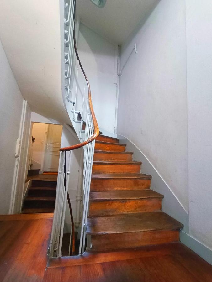 Appartement met 1 Slaapkamer en Uitzicht op de Stad