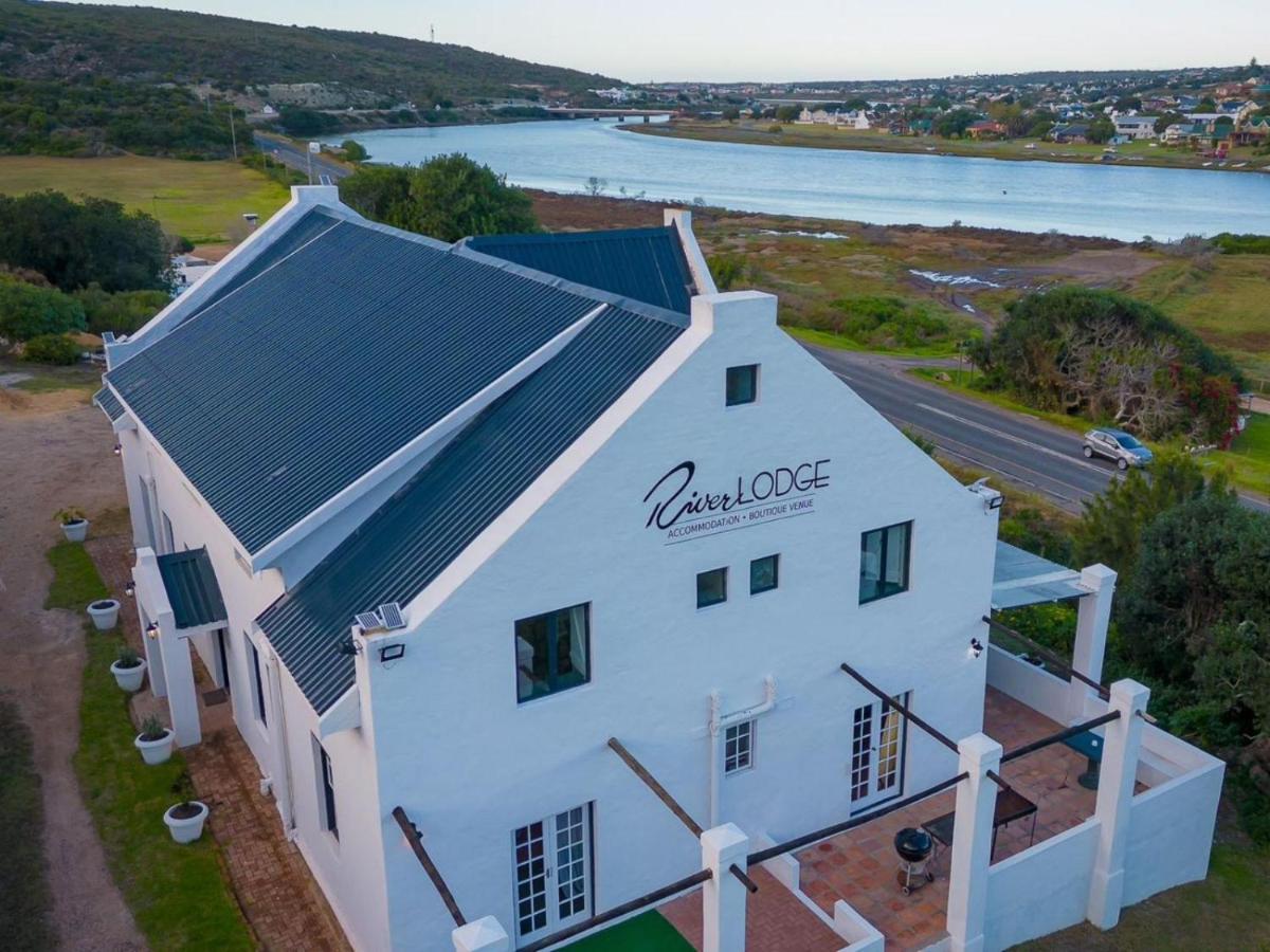 B&B Still Bay - Stilbaai River Lodge - Bed and Breakfast Still Bay