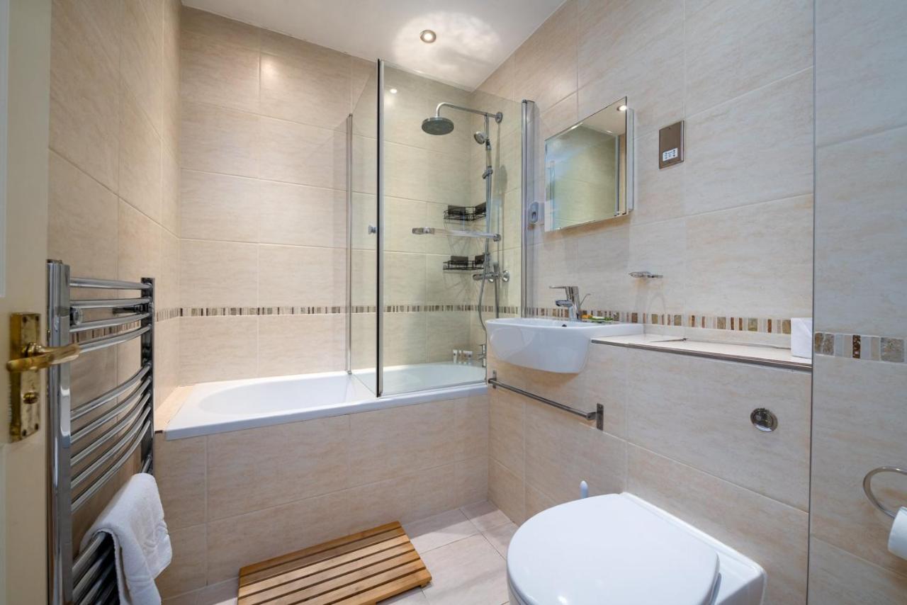 GuestReady - Sunny Victoria Hall - B&B