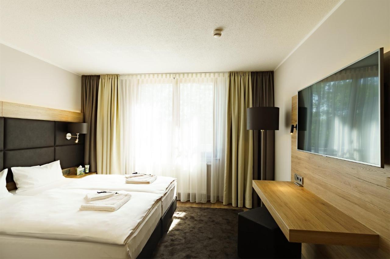 Deluxe Double Room with Shower