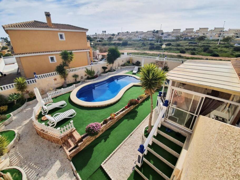 Tu chalet con piscina privada - B&B