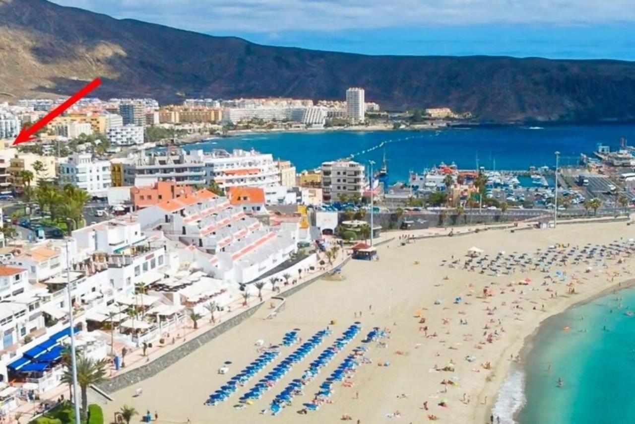 Los Cristianos Appartamento vicino alla costa CH94 - Bed and Breakfast