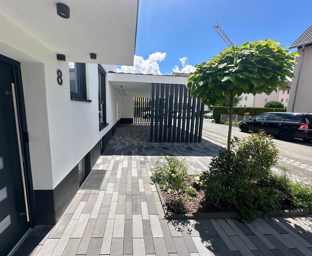 Day Young Life 55qm, Carport Wifi - B&B Nuremberg