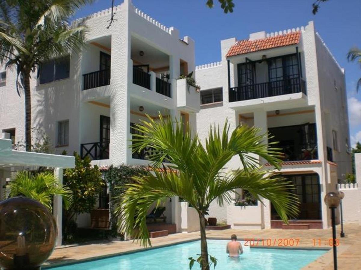 Wayside Beach Apartments - B&B Diani Beach