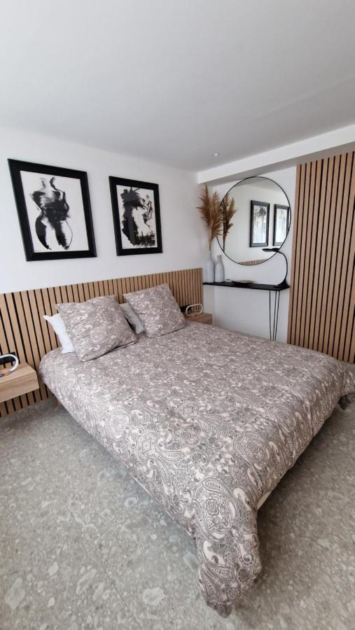 Moderne F3 - 10 min aeroport CDG - Paris - Parc Astérix - Disneyland Paris - Tour Eiffel - Champs Elysée - 15 min Parc des expositions Villepinte - 10 min Le Bourget - 5 min du Golf international de Roissy- JO 2024 - Chambres d'hôtes Le Thillay