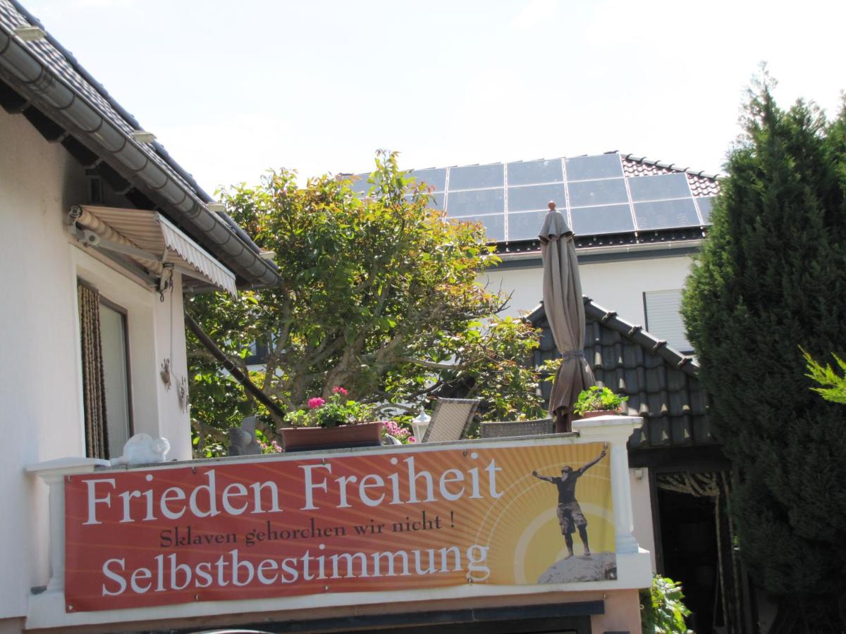 Haus Roseneck Seebad Ückeritz auf Insel Usedom Vermietung im Bereich Souterrain ! - B&B Ückeritz
